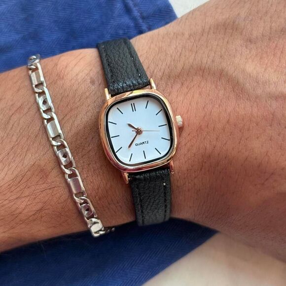 y2k style cute black leather quartz luxury classy watch - Picture 4 of 7